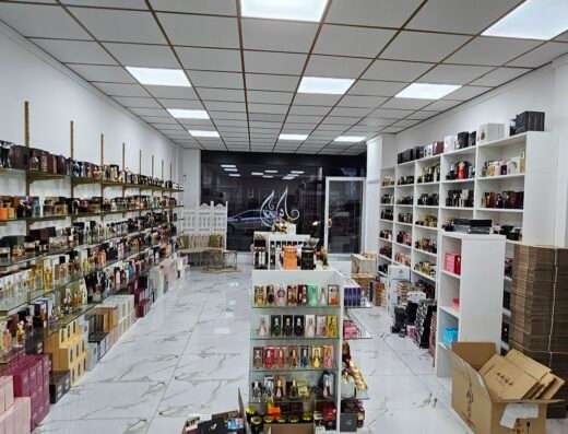 Boutique israa - Perfume - The Hague - image 2