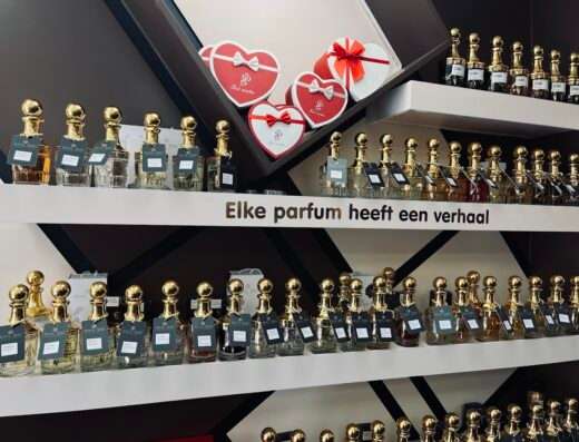 Royal Rose - Perfume - Rotterdam - image 3